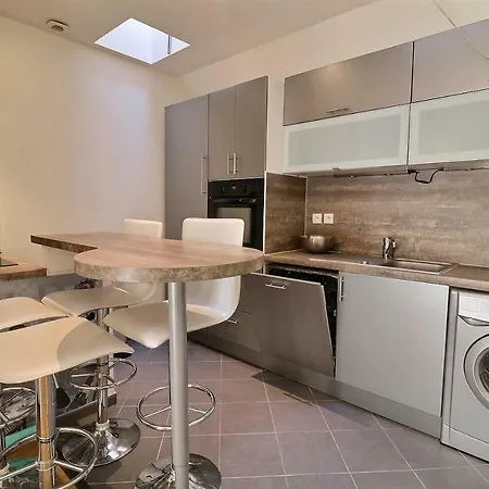 Apartment 4th - Center Of Marais - Chic & Elegant *